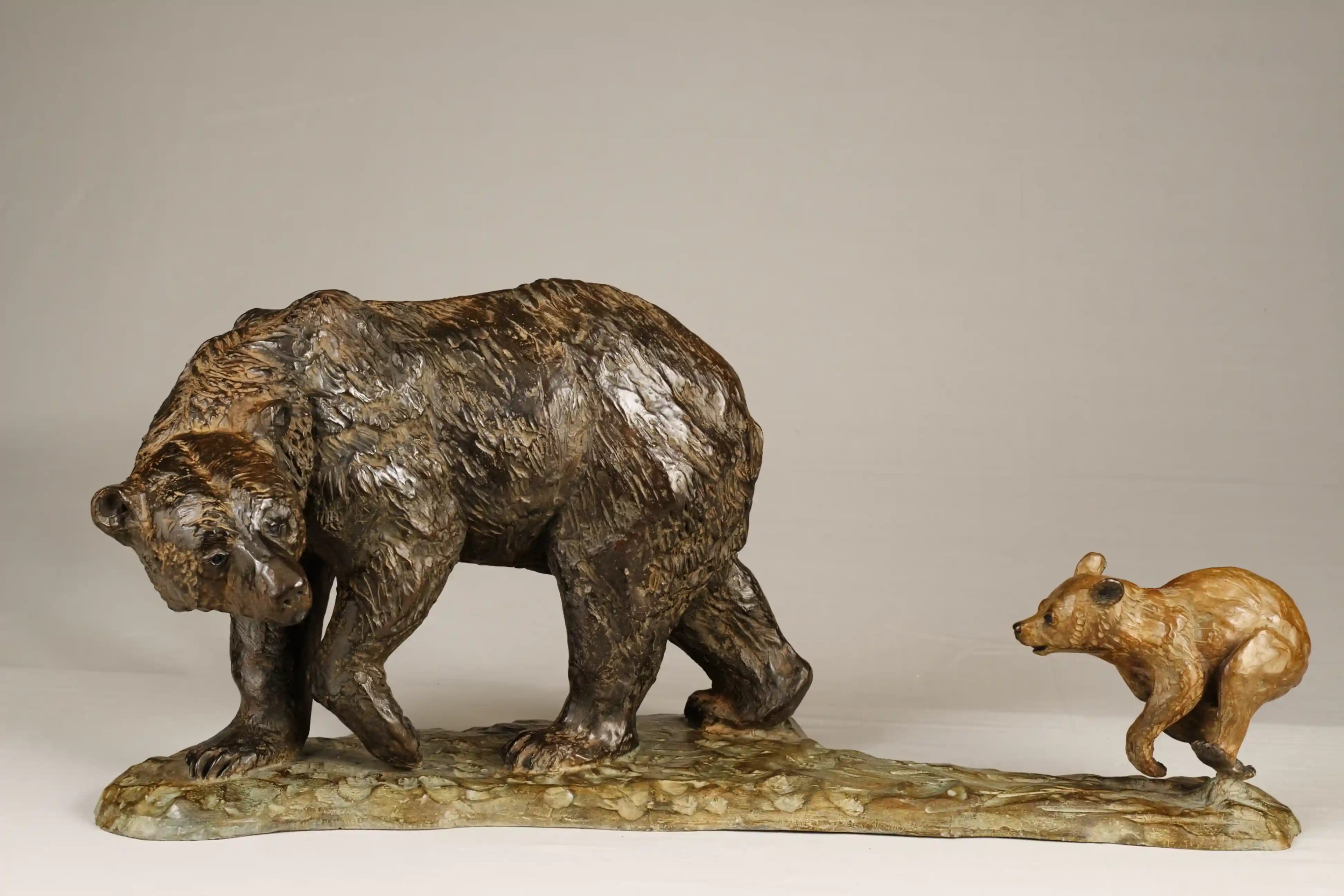 L'ours et son petit — vue 1