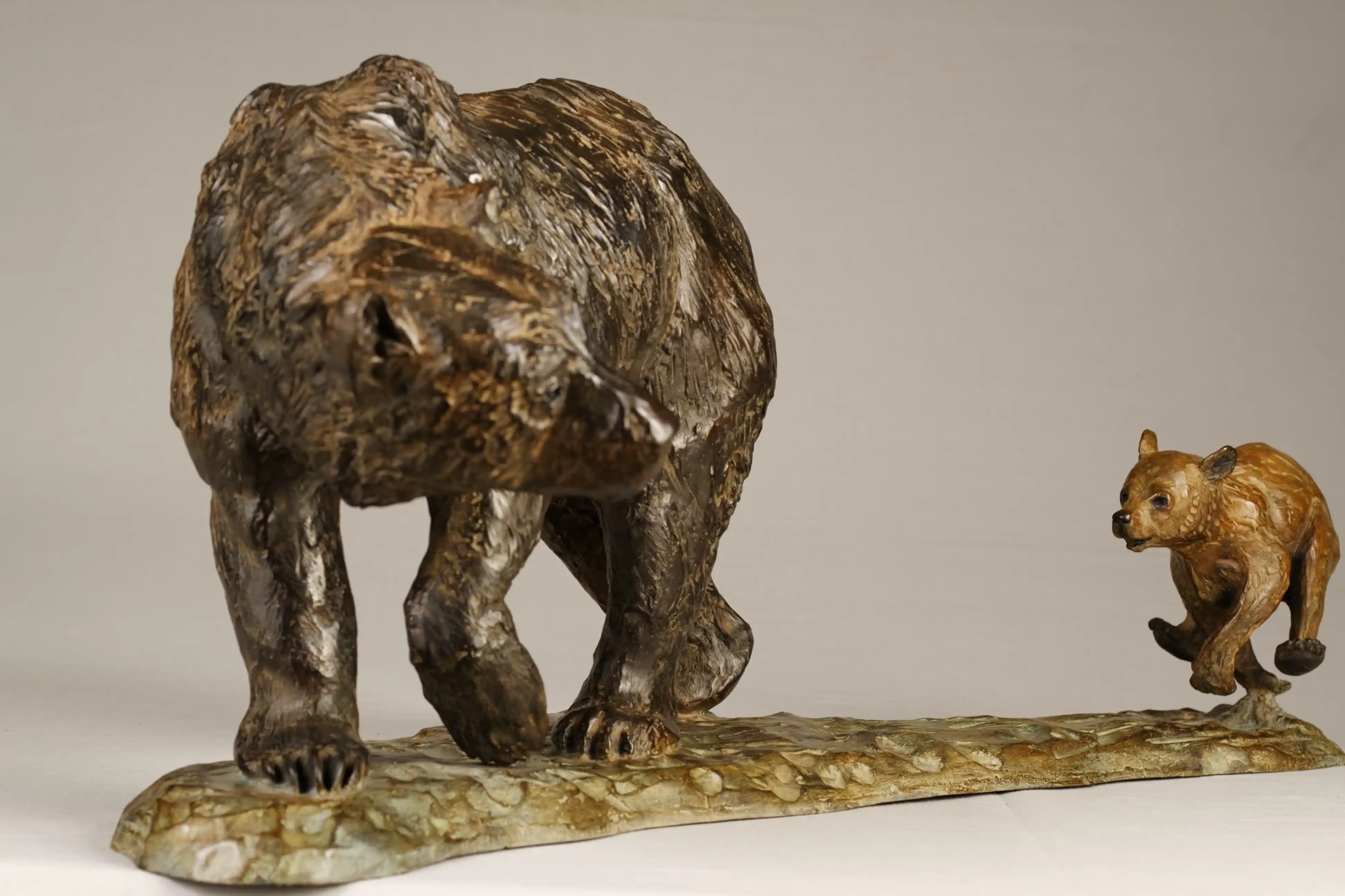 L'ours et son petit — vue 3